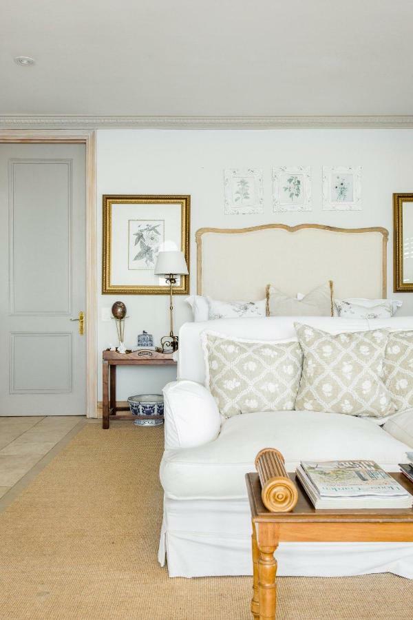 Villa Del Mar - "Luxurious En-Suite Bedroom With Lounge And Stunning Sea View Balcony In Bantry Bay" Città del Capo Esterno foto